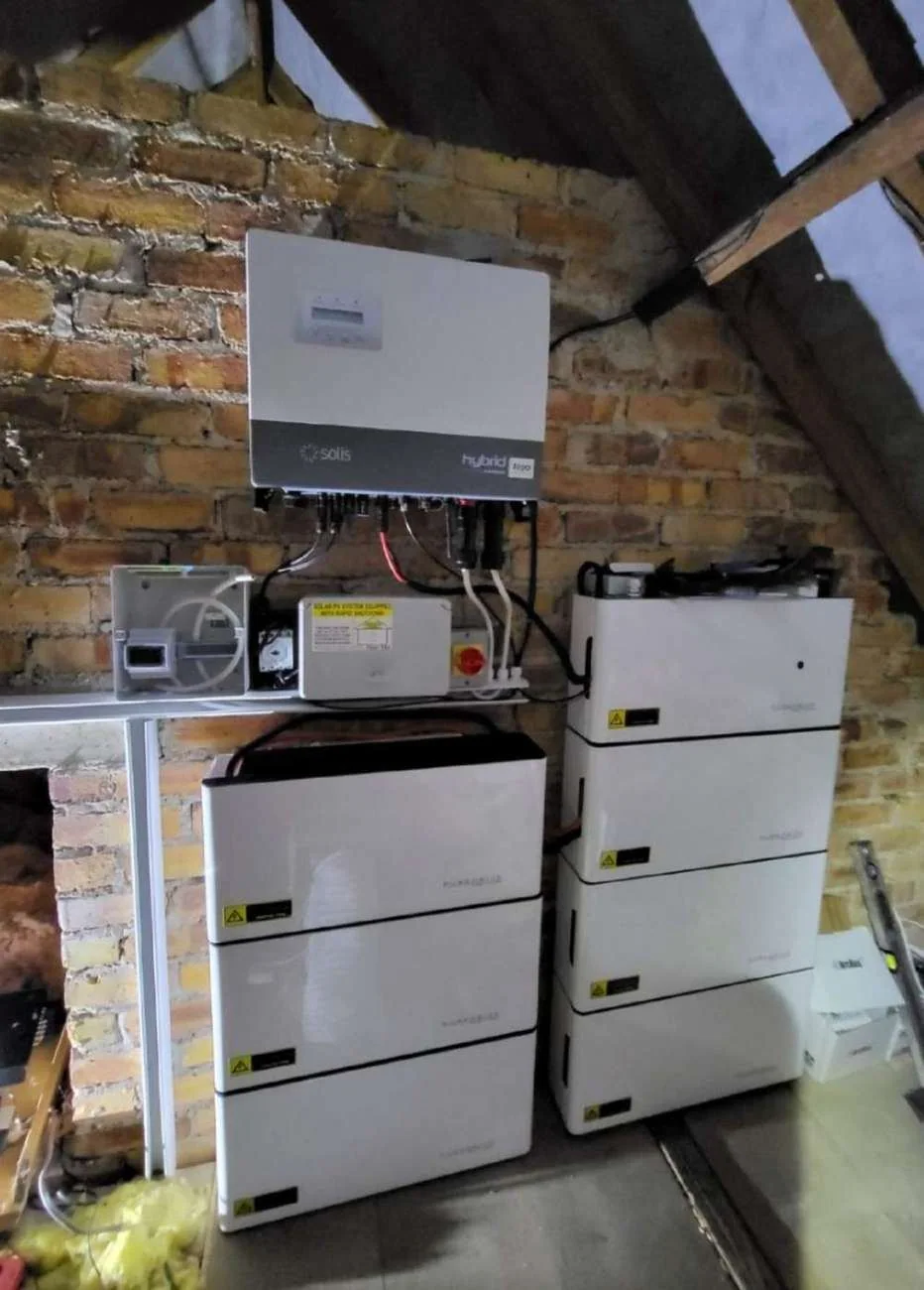 Solis hybrid inverter and home battery storage installed as part of the retrofit